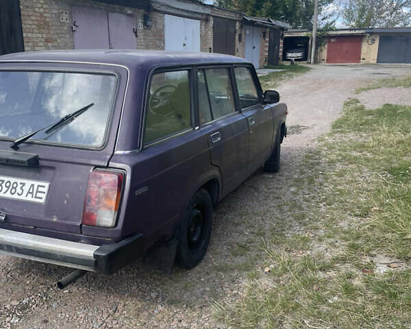 Фиолетовый ВАЗ 2104, объемом двигателя 1.5 л и пробегом 189 тыс. км за 850 $, фото 2 на Automoto.ua