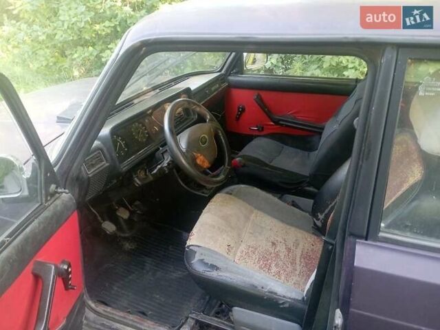 Фиолетовый ВАЗ 2104, объемом двигателя 1 л и пробегом 10 тыс. км за 650 $, фото 4 на Automoto.ua