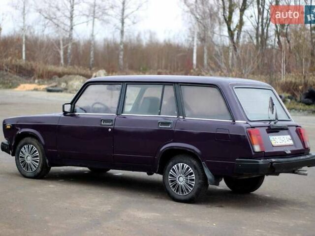 Фиолетовый ВАЗ 2104, объемом двигателя 1.5 л и пробегом 280 тыс. км за 1100 $, фото 9 на Automoto.ua