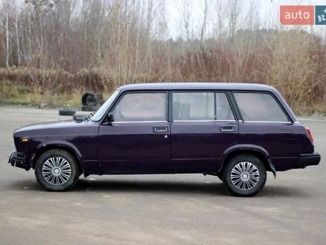 Фиолетовый ВАЗ 2104, объемом двигателя 1.5 л и пробегом 280 тыс. км за 1100 $, фото 5 на Automoto.ua