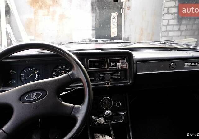 Фиолетовый ВАЗ 2104, объемом двигателя 1.45 л и пробегом 230 тыс. км за 550 $, фото 5 на Automoto.ua