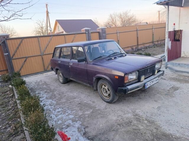 Фиолетовый ВАЗ 2104, объемом двигателя 0 л и пробегом 345 тыс. км за 800 $, фото 1 на Automoto.ua