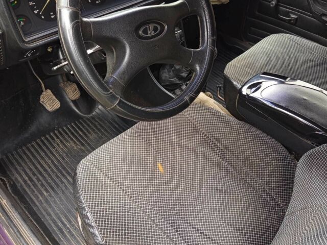 Фиолетовый ВАЗ 2104, объемом двигателя 1.5 л и пробегом 93 тыс. км за 1550 $, фото 9 на Automoto.ua