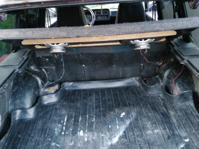 Фиолетовый ВАЗ 2104, объемом двигателя 1.5 л и пробегом 100 тыс. км за 1300 $, фото 7 на Automoto.ua