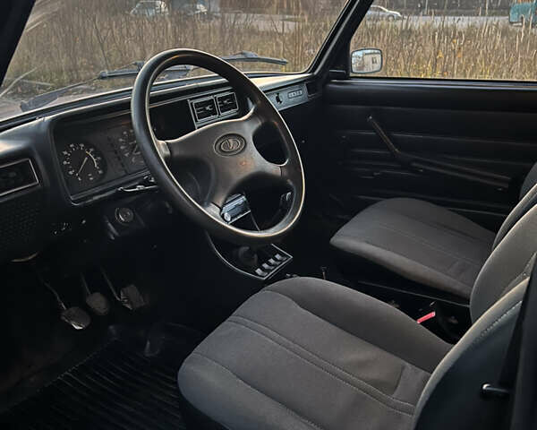 Фиолетовый ВАЗ 2104, объемом двигателя 1.45 л и пробегом 100 тыс. км за 999 $, фото 8 на Automoto.ua