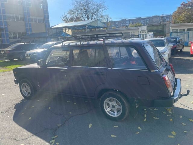 Фиолетовый ВАЗ 2104, объемом двигателя 1.5 л и пробегом 88 тыс. км за 1600 $, фото 3 на Automoto.ua