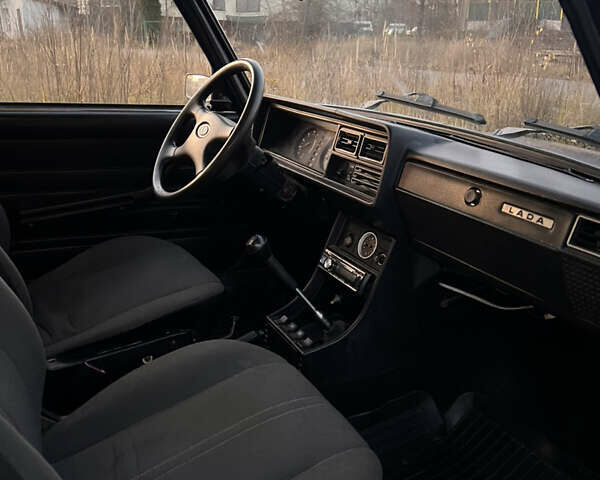 Фиолетовый ВАЗ 2104, объемом двигателя 1.45 л и пробегом 100 тыс. км за 999 $, фото 12 на Automoto.ua