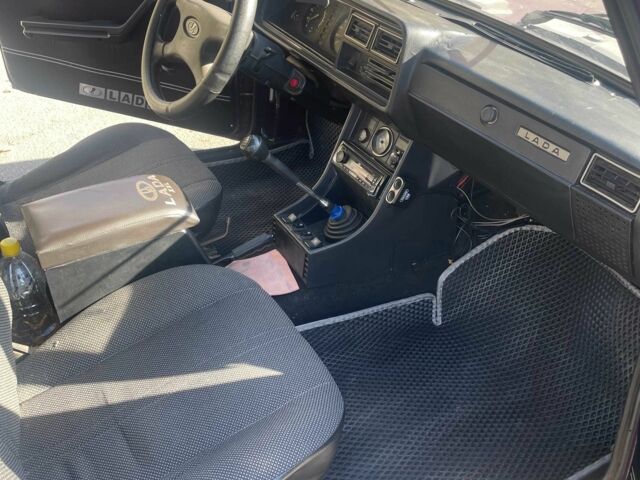 Фиолетовый ВАЗ 2104, объемом двигателя 1.5 л и пробегом 88 тыс. км за 1600 $, фото 7 на Automoto.ua