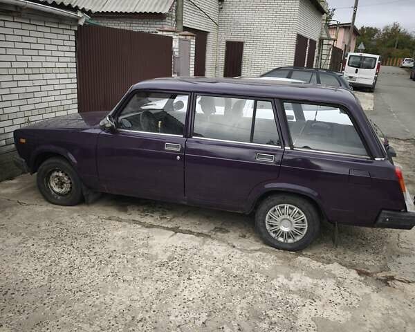 Фіолетовий ВАЗ 2104, об'ємом двигуна 1.45 л та пробігом 300 тис. км за 1000 $, фото 3 на Automoto.ua