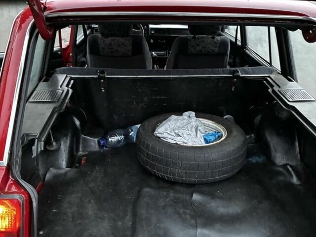 Красный ВАЗ 2104, объемом двигателя 1.5 л и пробегом 20 тыс. км за 947 $, фото 8 на Automoto.ua