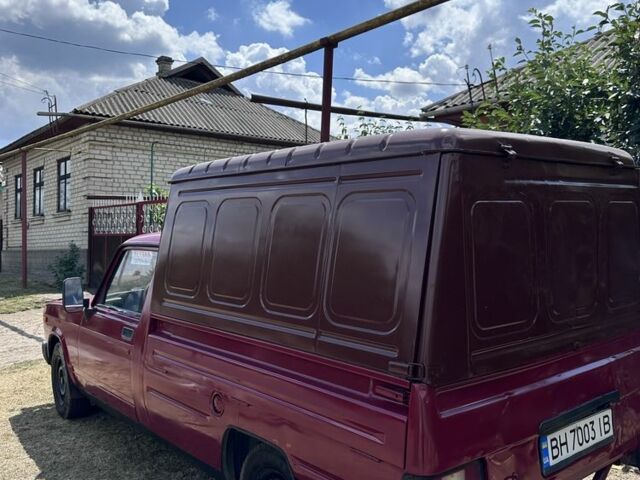 Красный ВАЗ 2104, объемом двигателя 1.6 л и пробегом 1 тыс. км за 1800 $, фото 2 на Automoto.ua