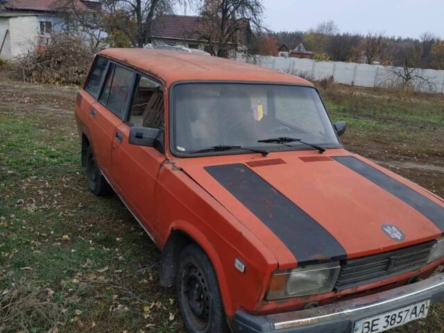 Красный ВАЗ 2104, объемом двигателя 1 л и пробегом 170 тыс. км за 286 $, фото 2 на Automoto.ua