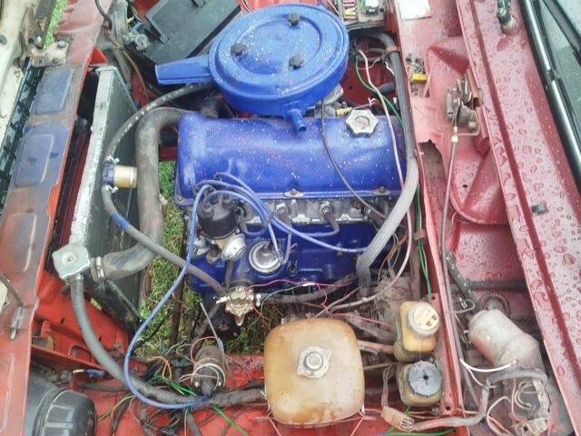 Красный ВАЗ 2104, объемом двигателя 1.5 л и пробегом 999 тыс. км за 427 $, фото 8 на Automoto.ua