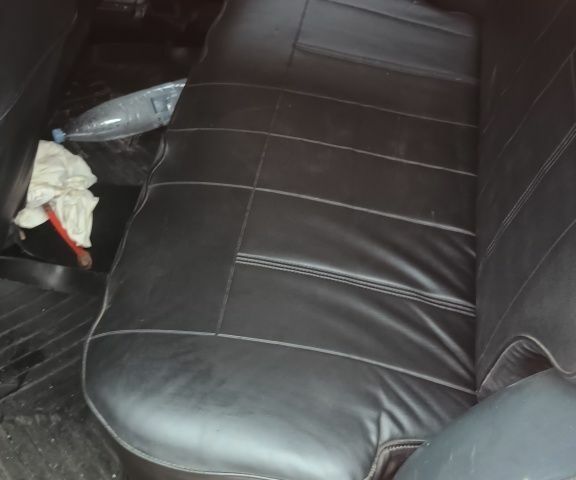 Красный ВАЗ 2104, объемом двигателя 1.3 л и пробегом 300 тыс. км за 700 $, фото 4 на Automoto.ua