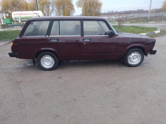 Красный ВАЗ 2104, объемом двигателя 1.3 л и пробегом 166 тыс. км за 700 $, фото 4 на Automoto.ua