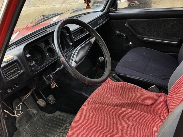 Красный ВАЗ 2104, объемом двигателя 1.5 л и пробегом 156 тыс. км за 650 $, фото 7 на Automoto.ua