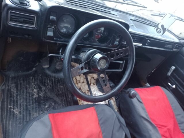 Красный ВАЗ 2104, объемом двигателя 1.3 л и пробегом 166 тыс. км за 700 $, фото 5 на Automoto.ua