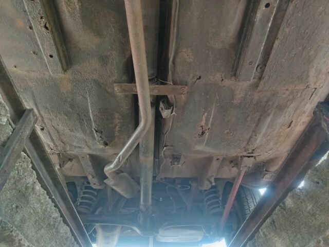 Красный ВАЗ 2104, объемом двигателя 1.5 л и пробегом 3 тыс. км за 556 $, фото 8 на Automoto.ua