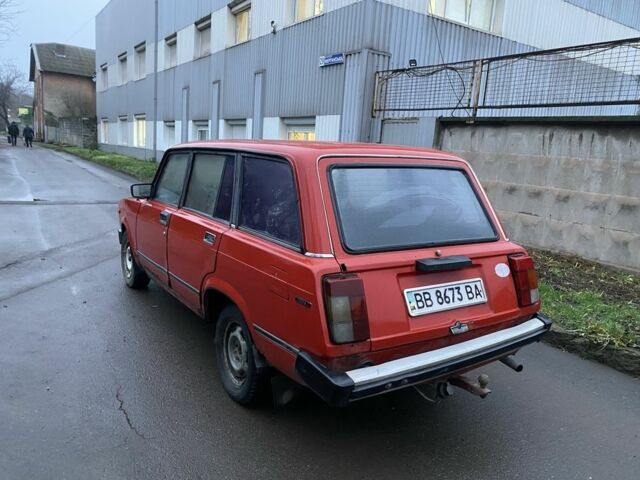 Красный ВАЗ 2104, объемом двигателя 1.5 л и пробегом 55 тыс. км за 344 $, фото 2 на Automoto.ua