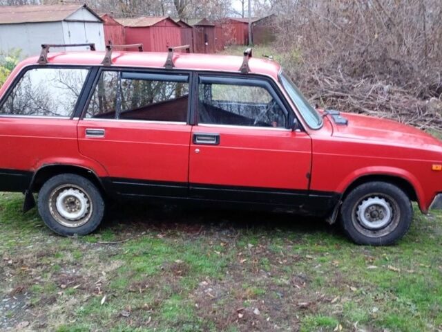 Красный ВАЗ 2104, объемом двигателя 1.3 л и пробегом 300 тыс. км за 643 $, фото 6 на Automoto.ua