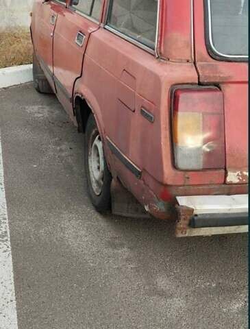 Красный ВАЗ 2104, объемом двигателя 1.3 л и пробегом 150 тыс. км за 512 $, фото 2 на Automoto.ua