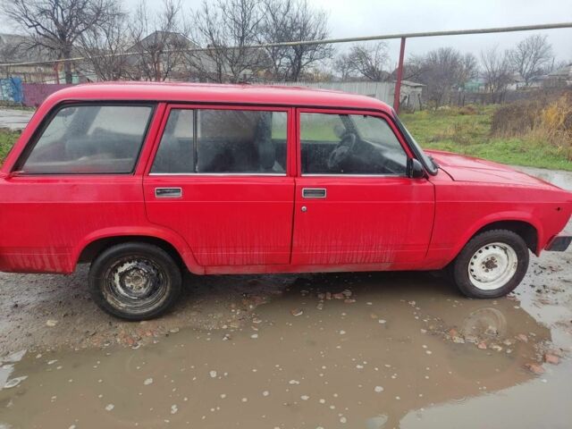 Красный ВАЗ 2104, объемом двигателя 1.3 л и пробегом 80 тыс. км за 500 $, фото 2 на Automoto.ua