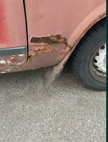 Красный ВАЗ 2104, объемом двигателя 1.3 л и пробегом 150 тыс. км за 512 $, фото 4 на Automoto.ua