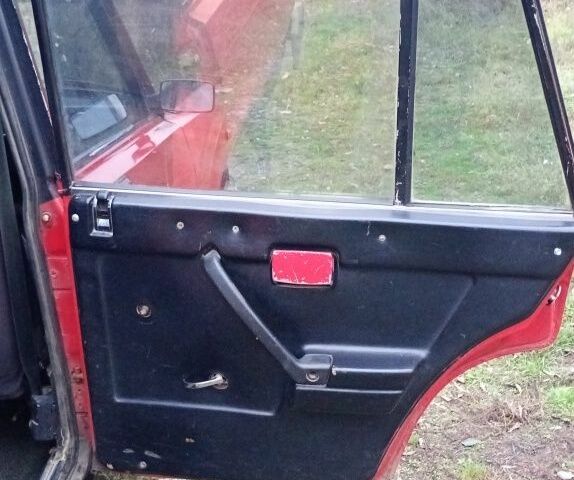 Красный ВАЗ 2104, объемом двигателя 1.3 л и пробегом 300 тыс. км за 643 $, фото 19 на Automoto.ua