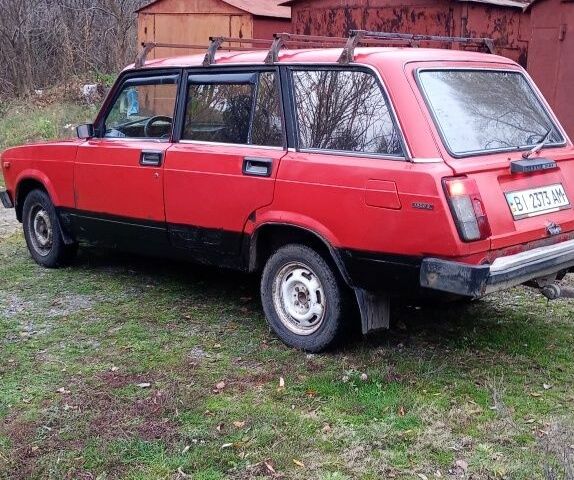 Красный ВАЗ 2104, объемом двигателя 1.3 л и пробегом 300 тыс. км за 643 $, фото 2 на Automoto.ua