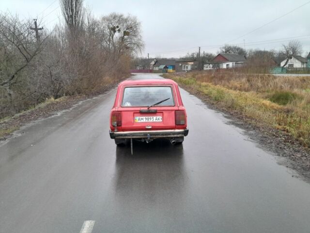 Красный ВАЗ 2104, объемом двигателя 1.5 л и пробегом 1 тыс. км за 500 $, фото 5 на Automoto.ua
