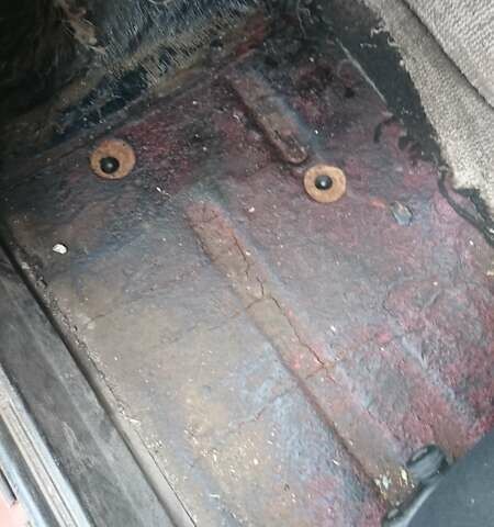 Червоний ВАЗ 2104, об'ємом двигуна 1.3 л та пробігом 144 тис. км за 800 $, фото 5 на Automoto.ua