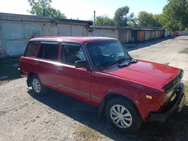 Красный ВАЗ 2104, объемом двигателя 1.5 л и пробегом 10 тыс. км за 1500 $, фото 1 на Automoto.ua