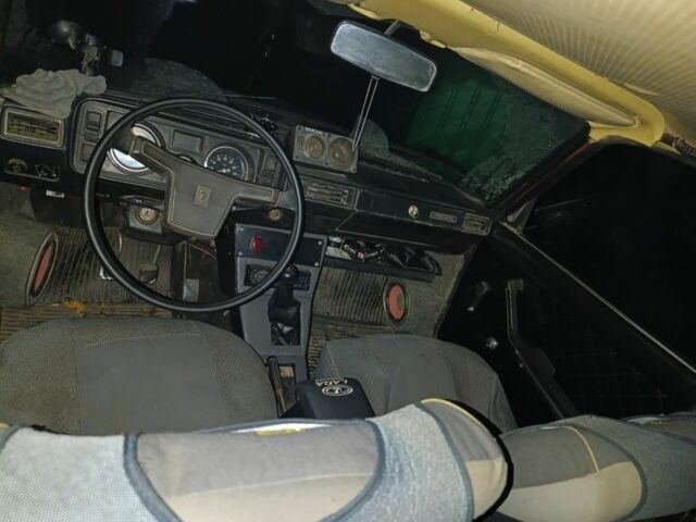 Красный ВАЗ 2104, объемом двигателя 1.3 л и пробегом 179 тыс. км за 709 $, фото 6 на Automoto.ua