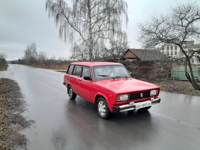 Красный ВАЗ 2104, объемом двигателя 1.5 л и пробегом 1 тыс. км за 500 $, фото 1 на Automoto.ua