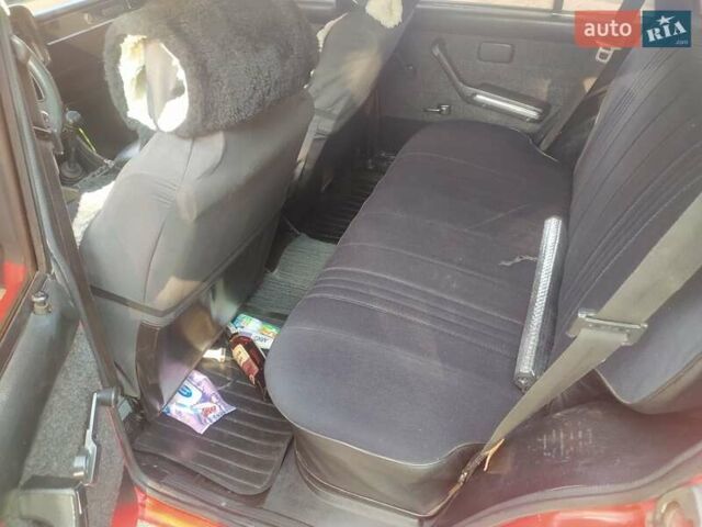 Красный ВАЗ 2104, объемом двигателя 1.45 л и пробегом 100 тыс. км за 2300 $, фото 9 на Automoto.ua