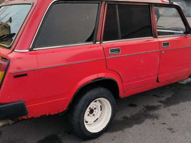 Красный ВАЗ 2104, объемом двигателя 1 л и пробегом 70 тыс. км за 662 $, фото 3 на Automoto.ua