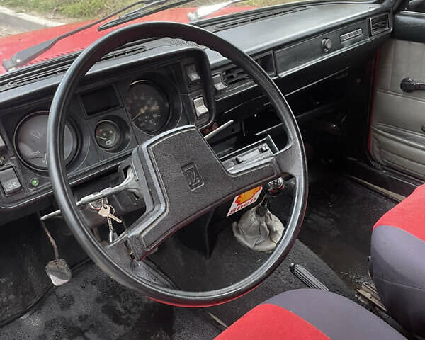 Червоний ВАЗ 2104, об'ємом двигуна 1.3 л та пробігом 150 тис. км за 1100 $, фото 9 на Automoto.ua