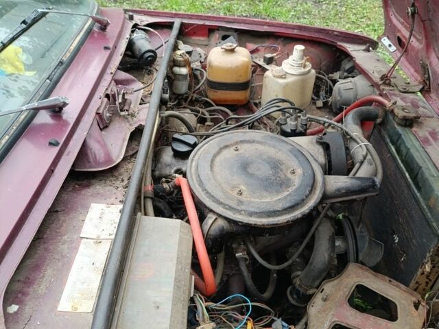 Красный ВАЗ 2104, объемом двигателя 8 л и пробегом 111 тыс. км за 700 $, фото 7 на Automoto.ua