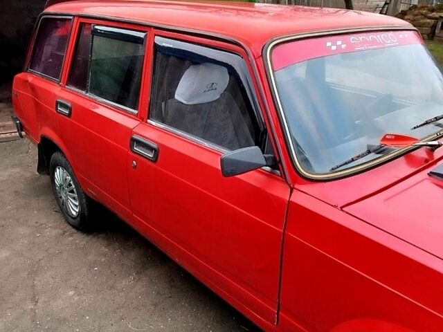Красный ВАЗ 2104, объемом двигателя 15 л и пробегом 120 тыс. км за 1100 $, фото 1 на Automoto.ua