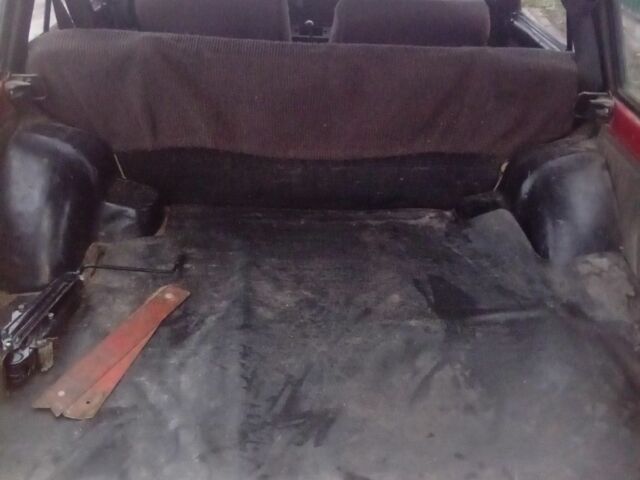 Красный ВАЗ 2104, объемом двигателя 0 л и пробегом 71 тыс. км за 664 $, фото 7 на Automoto.ua