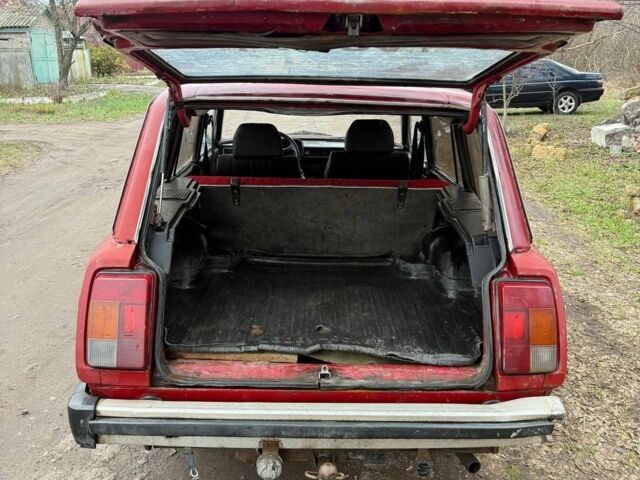 Красный ВАЗ 2104, объемом двигателя 1.3 л и пробегом 150 тыс. км за 379 $, фото 9 на Automoto.ua