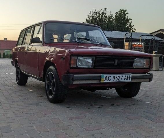 Красный ВАЗ 2104, объемом двигателя 1.3 л и пробегом 73 тыс. км за 499 $, фото 3 на Automoto.ua