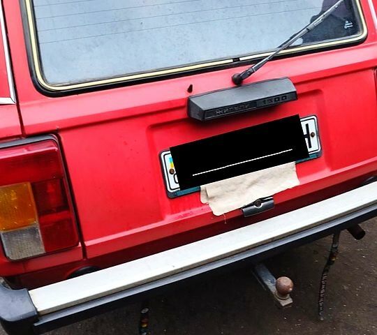 Красный ВАЗ 2104, объемом двигателя 15 л и пробегом 120 тыс. км за 1100 $, фото 4 на Automoto.ua