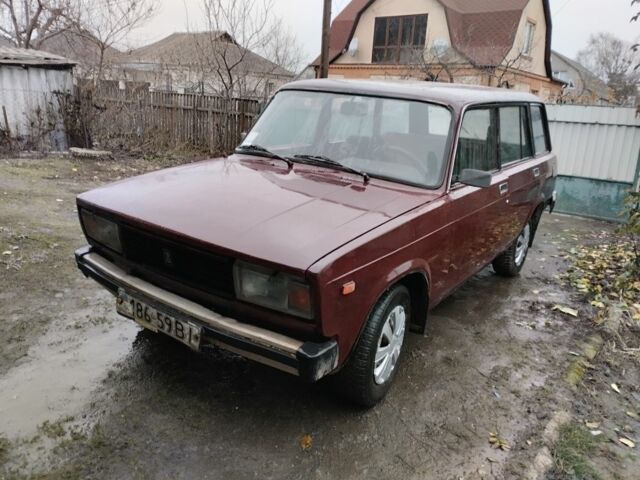 Красный ВАЗ 2104, объемом двигателя 1.3 л и пробегом 250 тыс. км за 500 $, фото 1 на Automoto.ua