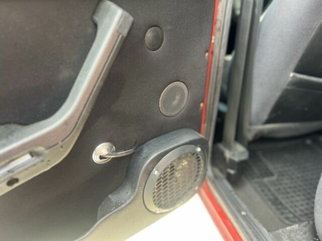 Красный ВАЗ 2104, объемом двигателя 1.3 л и пробегом 90 тыс. км за 1450 $, фото 12 на Automoto.ua