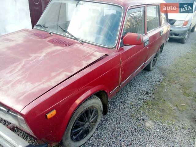 Красный ВАЗ 2104, объемом двигателя 1.5 л и пробегом 128 тыс. км за 520 $, фото 3 на Automoto.ua
