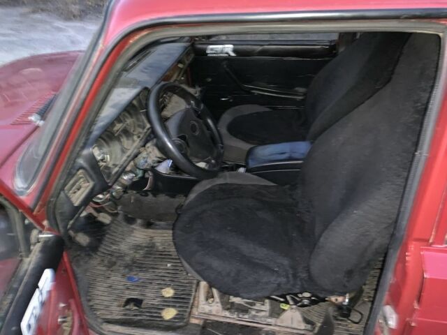 ВАЗ 2104 1990 в Погребище на Automoto.ua Красный ВАЗ 2104, объемом двигателя 0 л и пробегом 100 тыс. км за 300 $, фото 4 на Automoto.ua