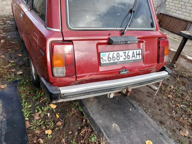 Красный ВАЗ 2104, объемом двигателя 1.5 л и пробегом 170 тыс. км за 930 $, фото 4 на Automoto.ua