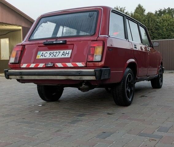 Красный ВАЗ 2104, объемом двигателя 1.3 л и пробегом 73 тыс. км за 499 $, фото 2 на Automoto.ua