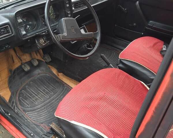 Красный ВАЗ 2104, объемом двигателя 0 л и пробегом 147 тыс. км за 1080 $, фото 3 на Automoto.ua